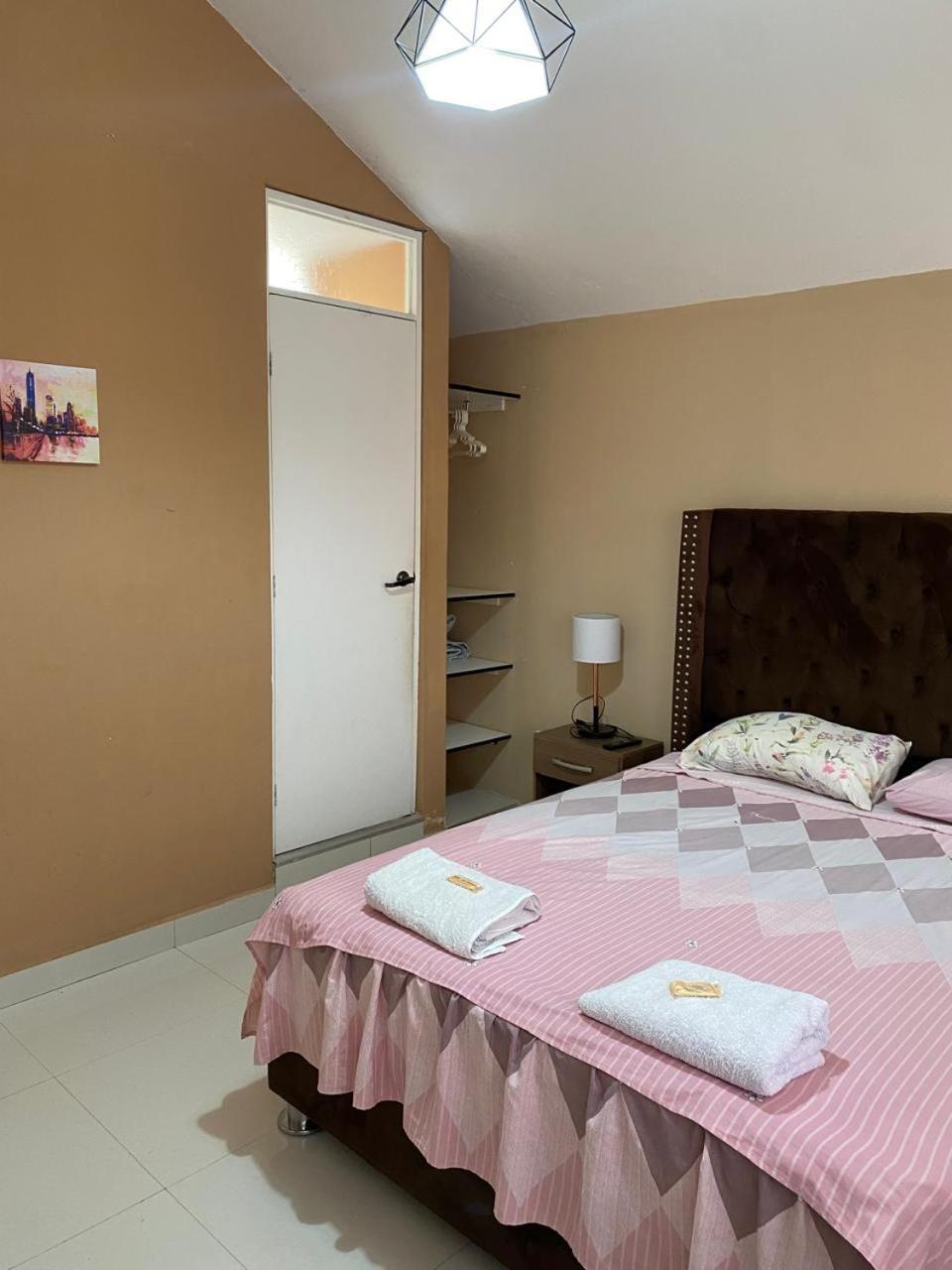 Hotel Hoskins Talara Habitaciones Con Aire Acondicionado Cerca Al Centro Refineria Y Plaza Vea Eksteriør bilde